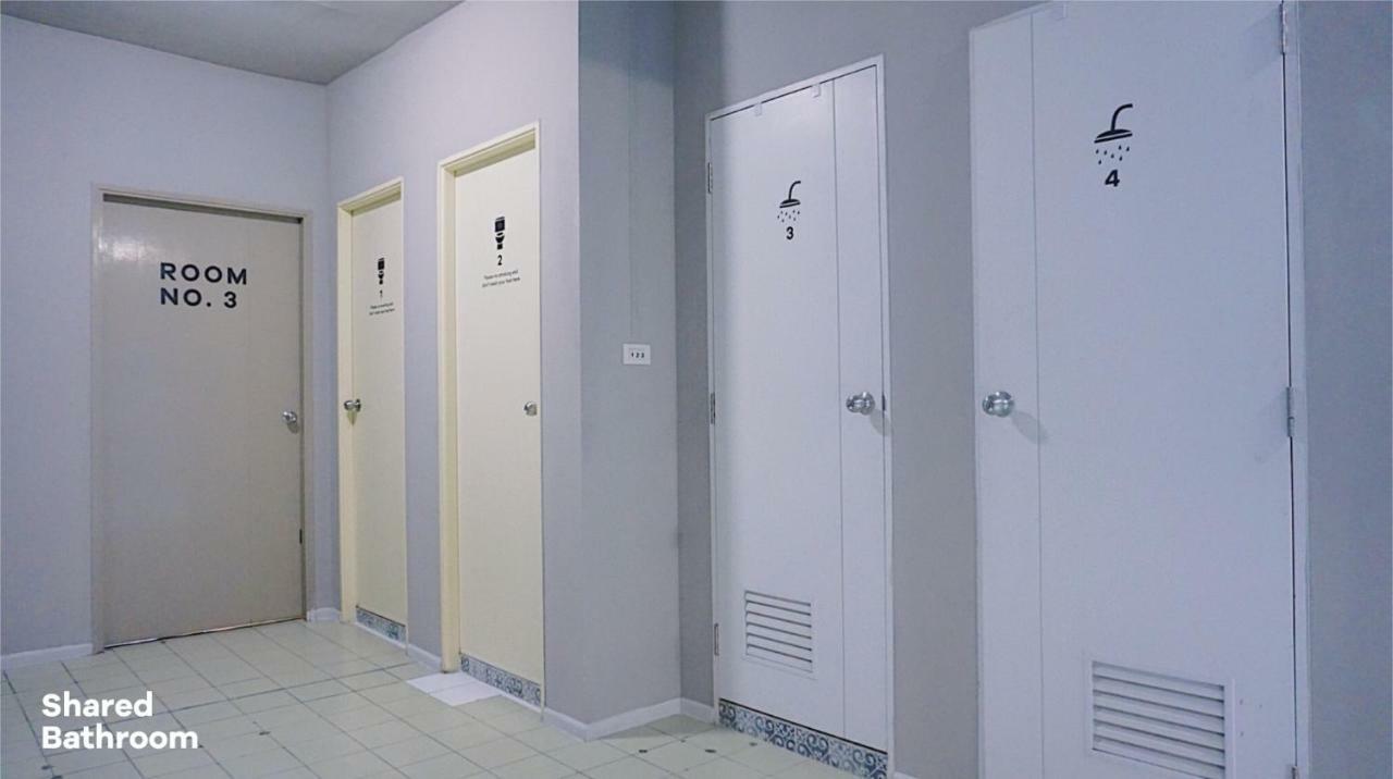 Need Sleep Hostel Bangkok Exterior photo